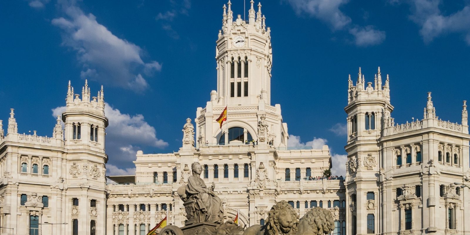 Cybele Palace and Fountain, Madrid, SPAIN