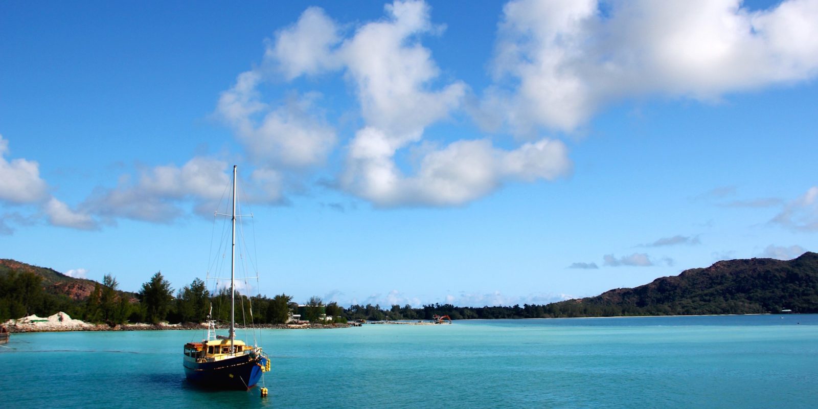 Seascape Beauty , Seychelles.